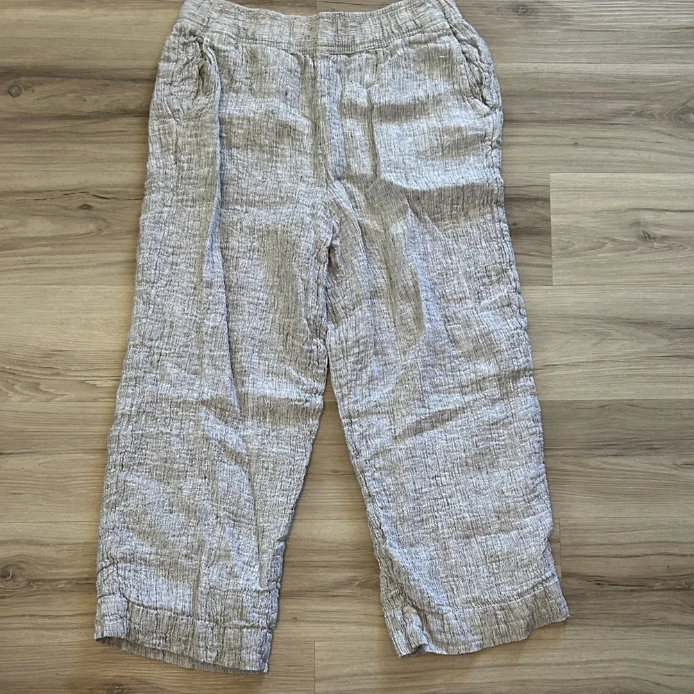 Tahari Gray Textured Pants - Picture 1 of 5